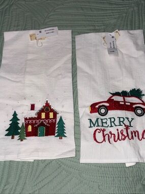 Set Of 2 Flour Sack Embroidered Kitchen Towels Christmas NWT 100% Cotton